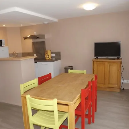 5 En Auvergne Au Puy Mary Avec Activites De Plein Air Apartment *