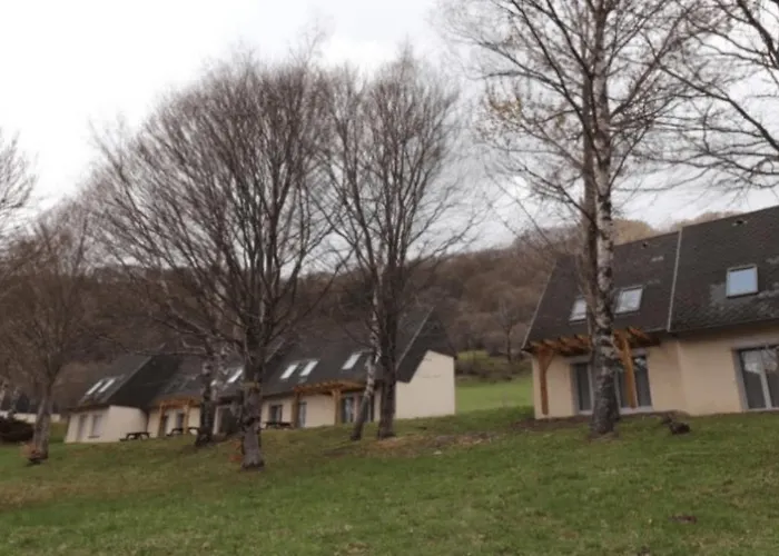 5 En Auvergne Au Puy Mary Avec Activites De Plein Air Apartamento